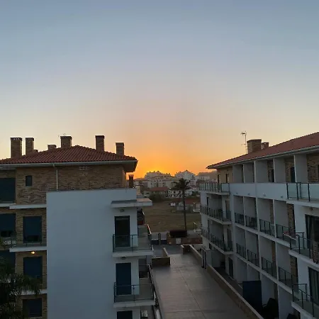 High Quality T2 In Smp Апартаменты Сан-Мартинью-ду-Порту